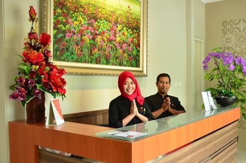 Chiaro Hotel Syariah Sidoarjo Exteriör bild